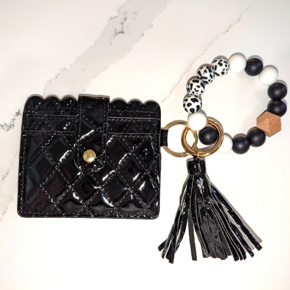 Black card holder. Elastic wristlet. Jumbo beads. Brand new.